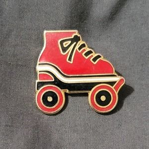 Vtg Retro Rollerskate Lapel Pin